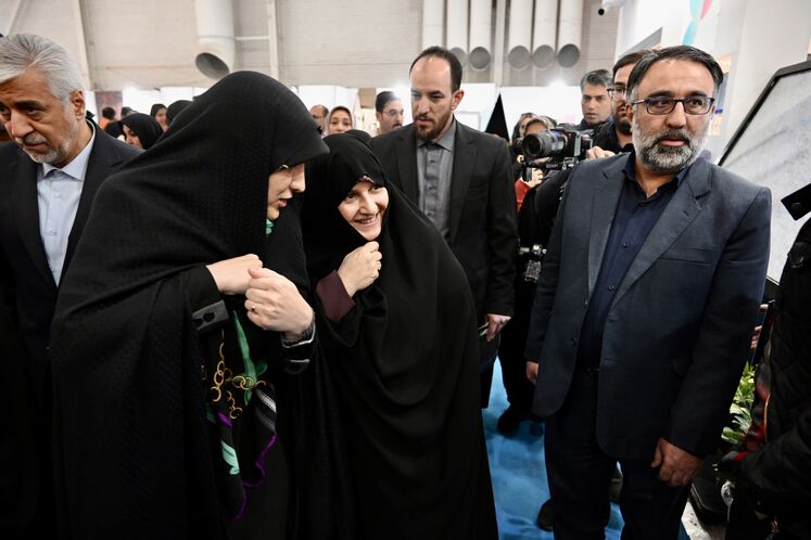 غرفه صنعت نفت در نمایشگاه کنگره بینالمللی زنان تأثیرگذار