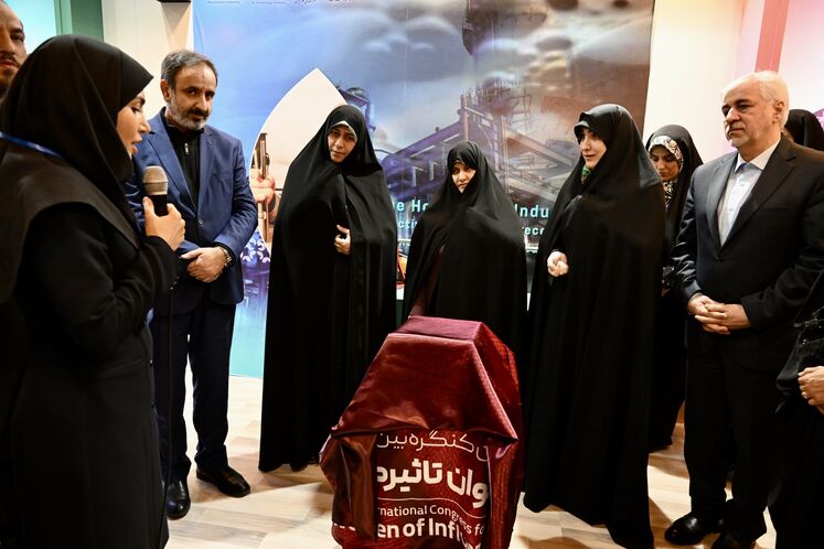غرفه صنعت نفت در نمایشگاه کنگره بینالمللی زنان تأثیرگذار