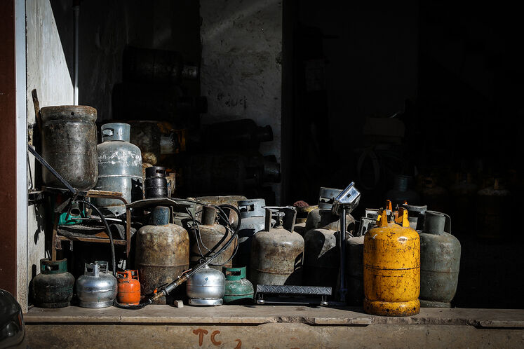 فروش گاز مایع در برخی روستاها همچنان تداوم دارد