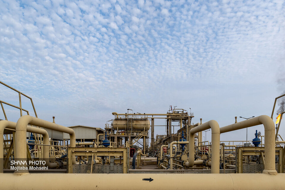 صدور نخستین مجوز اوراق سلف برای توسعه میدانهای نفتی صدور نخستین مجوز اوراق سلف برای توسعه میدانهای نفتی