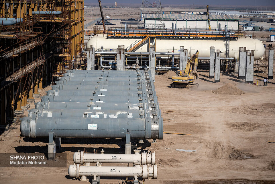 برداشت روزانه نفت از میدان مشترک آزادگان جنوبی ۵۰ هزار بشکه افزایش یافت برداشت روزانه نفت از میدان مشترک آزادگان جنوبی ۵۰ هزار بشکه افزایش یافت