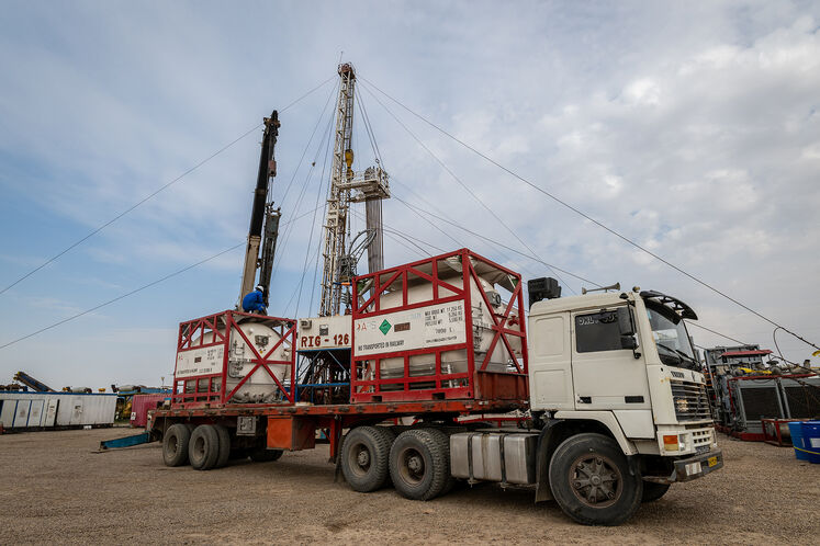 دکل حفاری ۱۲۶ چاه شماره ۱۱ پایدار غرب