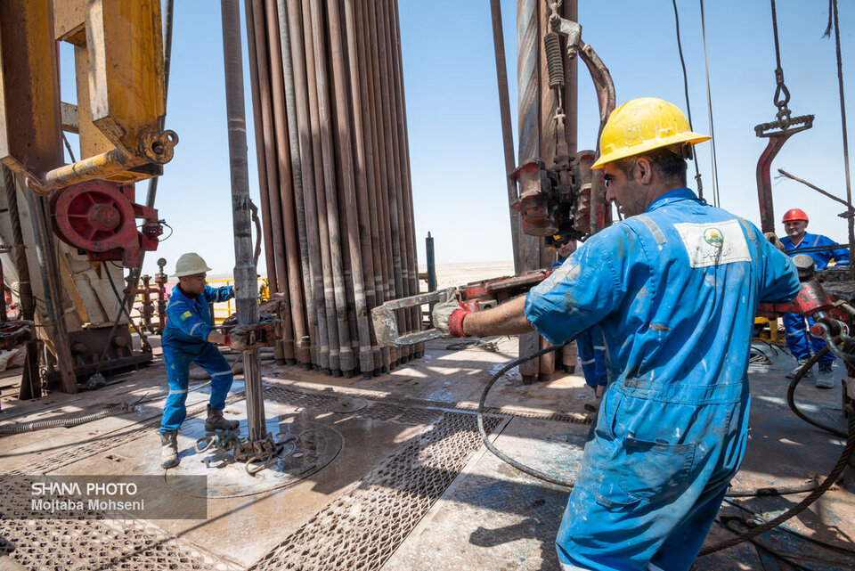 ایران به دانش فنی اکتشاف و تولید شیلهای نفتی دست یافت ایران به دانش فنی اکتشاف و تولید شیلهای نفتی دست یافت
