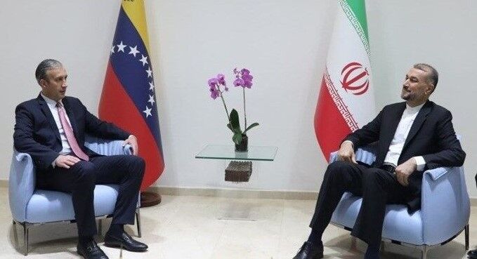 Tehran, Caracas should Implement Energy MOUs: FM Tehran, Caracas should Implement Energy MOUs: FM