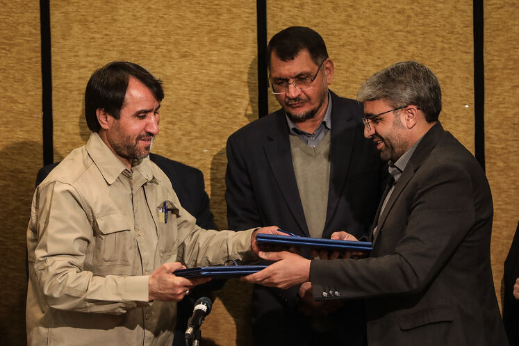 امضا تفاهمنامه همکاری وزارتخانههای نفت و آموزش و پرورش