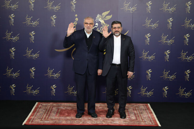 از راست: محمدمهدی اسماعیلی، وزیر فرهنگ و ارشاد اسلامی و جواد اوجی، وزیر نفت