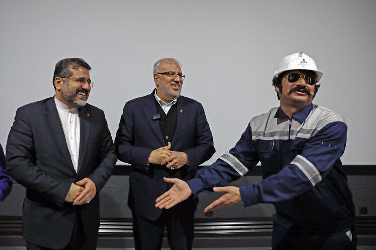 حضور جواد اوجی، وزیر نفت در چهل و یکمین جشنواره فیلم فجر