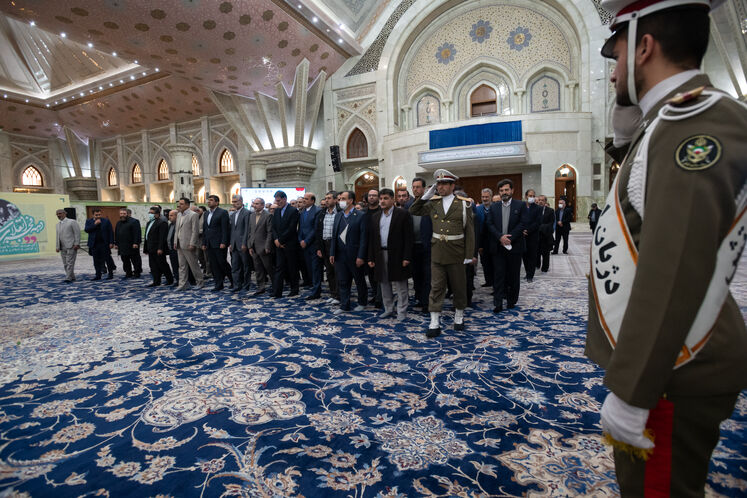 تجدید میثاق کارکنان صنعت نفت با آرمان‌های امام خمینی (ره)