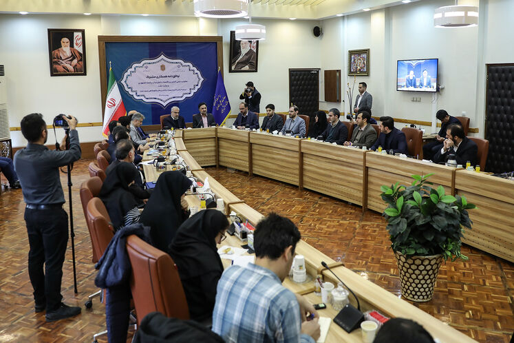 آیین امضای توافقنامه همکاری وزارت نفت و معاونت علمی، فناوری و اقتصاد دانشبنیان ریاستجمهوری در زمینه بومیسازی تجهیزات و فناوریهای گلوگاهی صنعت نفت