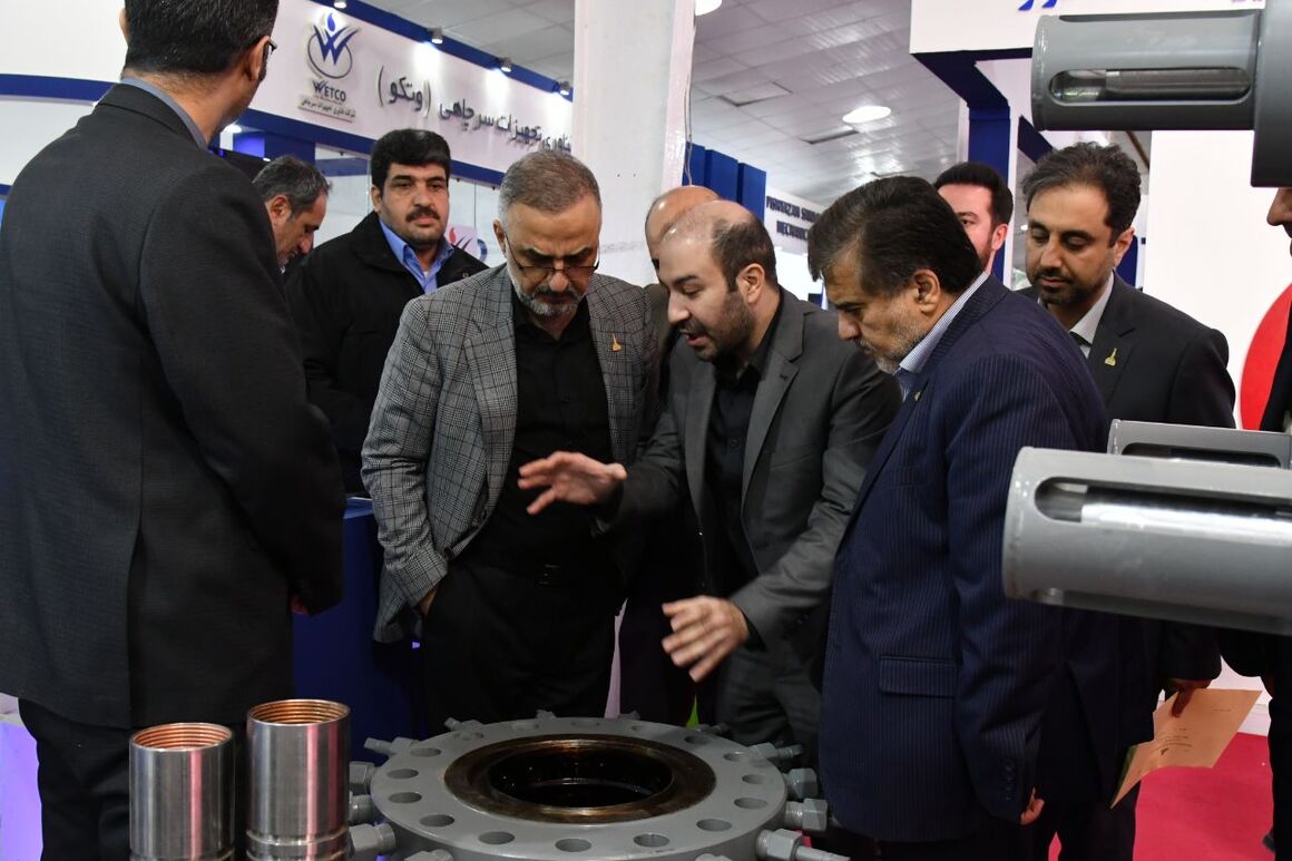 تأکید مدیرعامل شرکت ملی حفاری بر استفاده حداکثری از کالاهای ساخت داخل تأکید مدیرعامل شرکت ملی حفاری بر استفاده حداکثری از کالاهای ساخت داخل