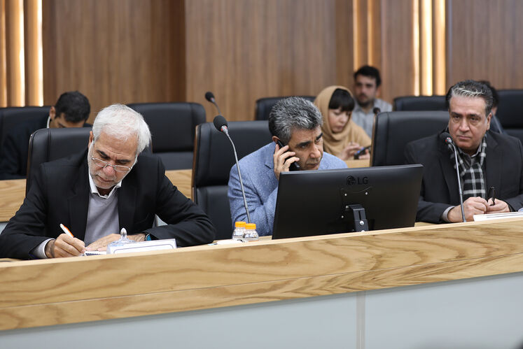 تحویل ۵۰۰ دستگاه کامیون کشنده جدید ایرانخودرو به ناوگان حملونقل سوخت کشور