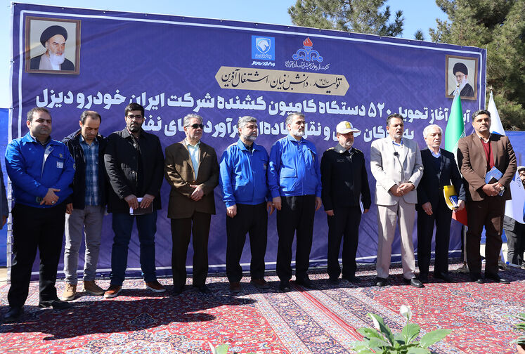 تحویل ۵۰۰ دستگاه کامیون کشنده جدید ایرانخودرو به ناوگان حملونقل سوخت کشور