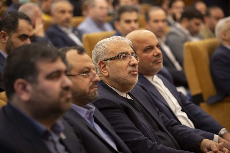 جواد اوجی، وزیر نفت