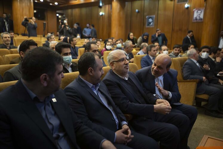 آیین رونمایی از معاملات گواهی سپرده نفتخام و میعانات گازی