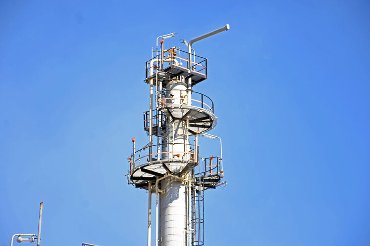 بهرهبرداری از بخش نخست گام طرح توسعه و تثبیت ظرفیت پالایشگاه آبادان