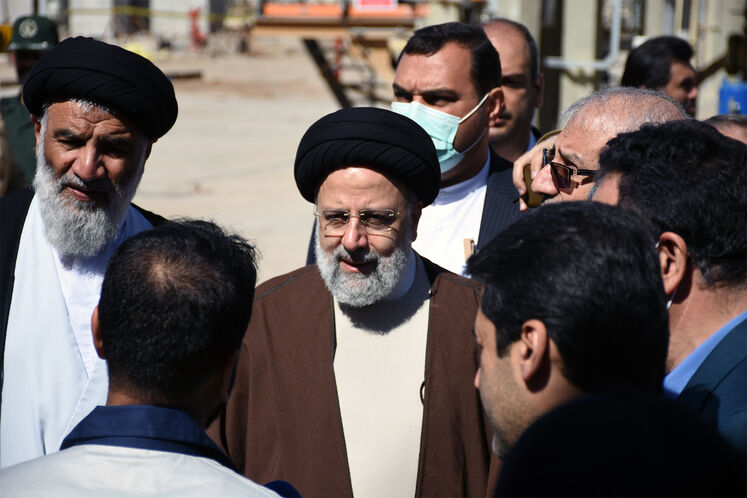 بهرهبرداری از بخش نخست گام طرح توسعه و تثبیت ظرفیت پالایشگاه آبادان