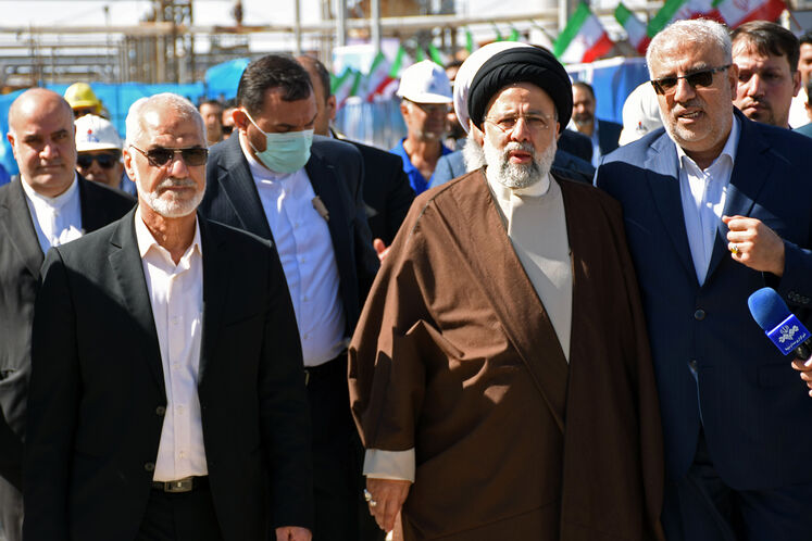 بهرهبرداری از بخش نخست گام طرح توسعه و تثبیت ظرفیت پالایشگاه آبادان