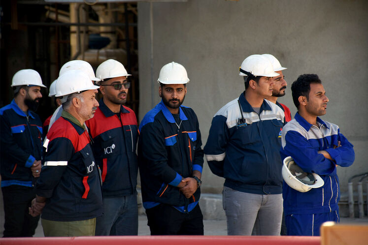 بهرهبرداری از بخش نخست گام طرح توسعه و تثبیت ظرفیت پالایشگاه آبادان