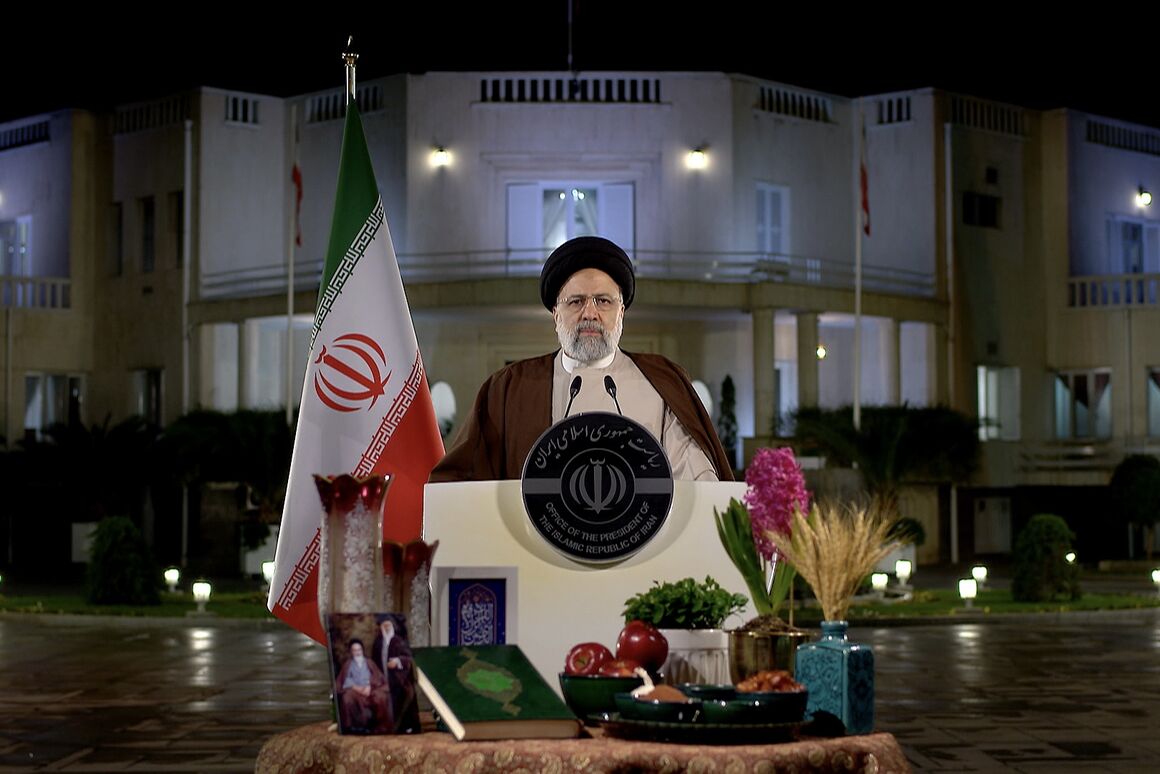 برنامه اصلی دولت در سال نو کنترل تورم همراه با رشد پایدار اقتصادی است برنامه اصلی دولت در سال نو کنترل تورم همراه با رشد پایدار اقتصادی است