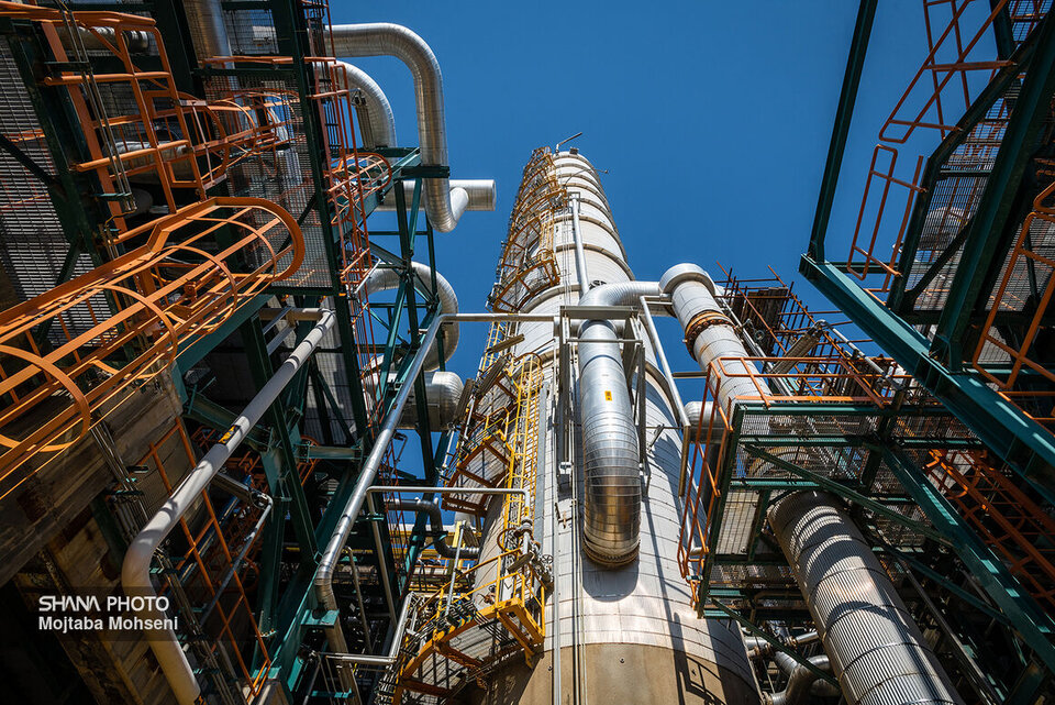 طرحهای پتروشیمی دنا و سیراف انرژی در ۲ سال آینده به بهرهبرداری میرسند طرحهای پتروشیمی دنا و سیراف انرژی در ۲ سال آینده به بهرهبرداری میرسند