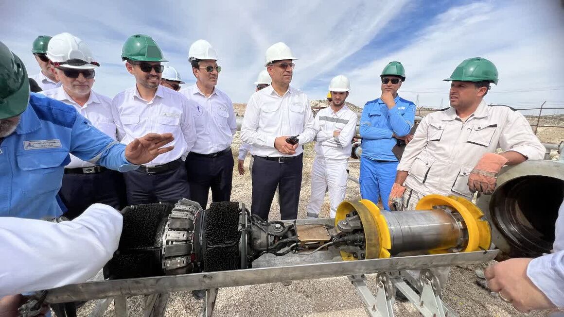 نخستین توپک هوشمند تمام ایرانی در میدان گازی تابناک با موفقیت رانده شد نخستین توپک هوشمند تمام ایرانی در میدان گازی تابناک با موفقیت رانده شد