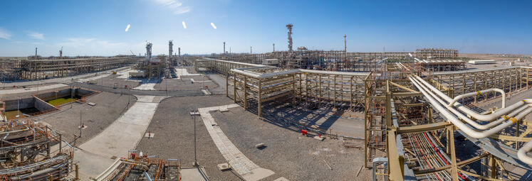 پالایشگاه گاز هویزه خلیج فارس (انجیال ۳۲۰۰)