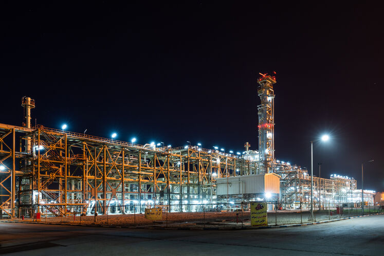 پالایشگاه گاز هویزه خلیج فارس (انجیال ۳۲۰۰)