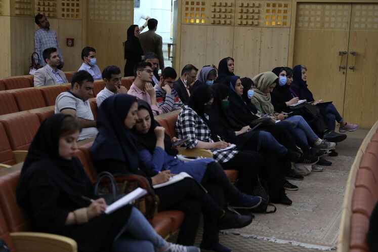 نشست خبری چهاردهمین همایش بین‌المللی صنعت پتروشیمی ایران