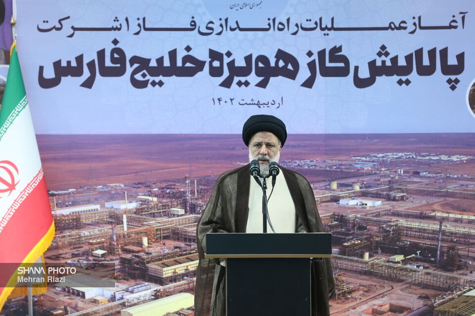 President hails oil, gas industry ‘considerable’ role in Iran economic growth President hails oil, gas industry ‘considerable’ role in Iran economic growth