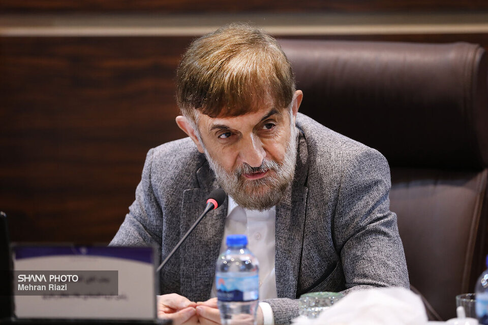 صنعت نفت بزرگترین فرصت سرمایهگذاری ایران برای توسعه است صنعت نفت بزرگترین فرصت سرمایهگذاری ایران برای توسعه است