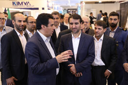 Deputy oil minister visits exhibition of 14th IPF