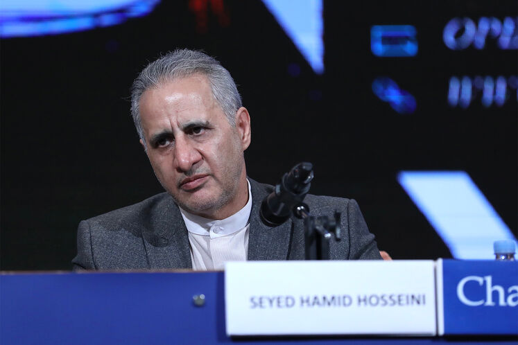 سیدحمید حسینی، عضو اتحادیه صادرکننده‌های فرآورده‌های نفت، گاز و پتروشیمی 