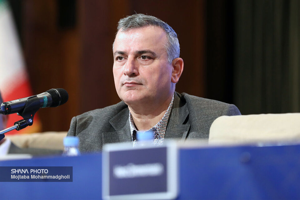 پژوهش و فناوری پتروشیمی مرجع صادرات فناوری، کاتالیست و مواد شیمیایی است پژوهش و فناوری پتروشیمی مرجع صادرات فناوری، کاتالیست و مواد شیمیایی است