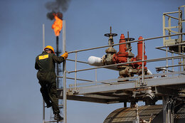 افزایش روزانه ۲۰ هزار بشکه به تولید نفت شرکت آغاجاری