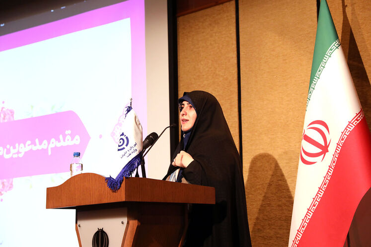  زینب قیصری، مشاور امور زنان و خانواده وزیر نفت