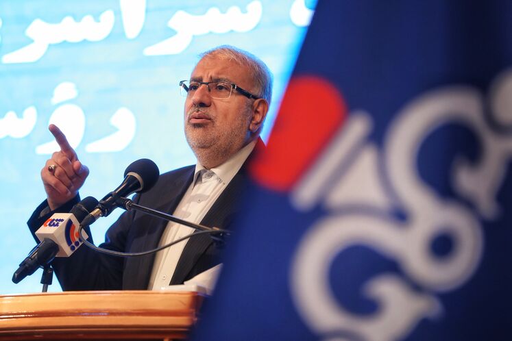 ایران حقوق و منافع خود در میدان گازی آرش را پیگیری میکند