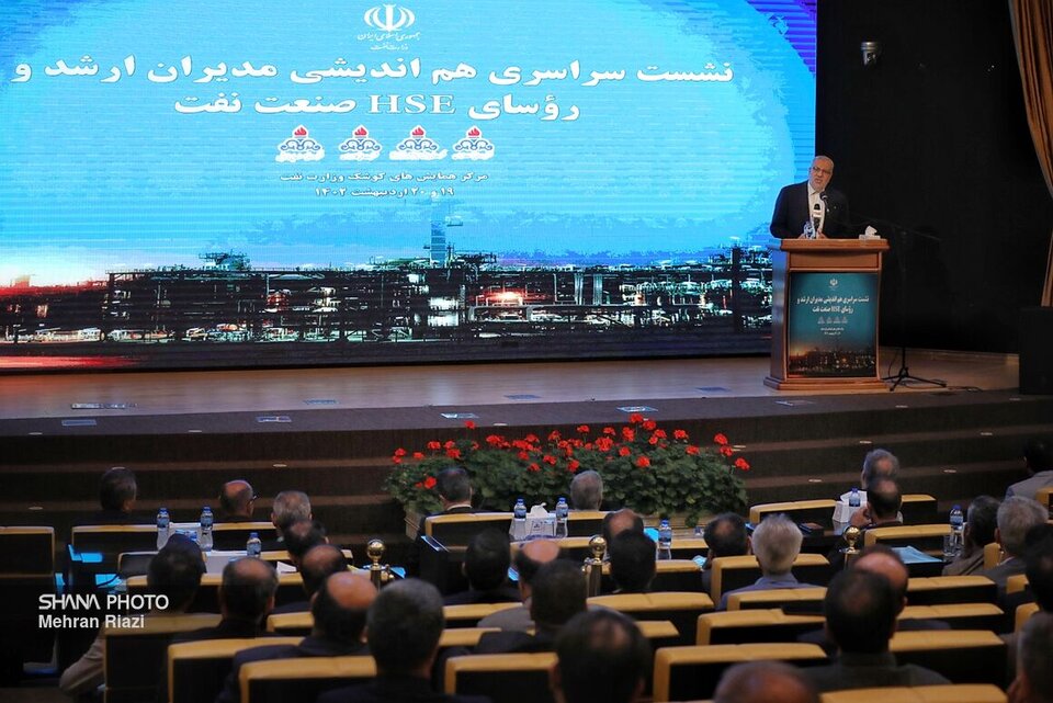 کاهش ۳۵ درصدی حوادث صنعت نفت در ۱۵ سال اخیر/ تشریح اقدامهای محیط زیستی وزارت نفت در دولت سیزدهم  کاهش ۳۵ درصدی حوادث صنعت نفت در ۱۵ سال اخیر/ تشریح اقدامهای محیط زیستی وزارت نفت در دولت سیزدهم