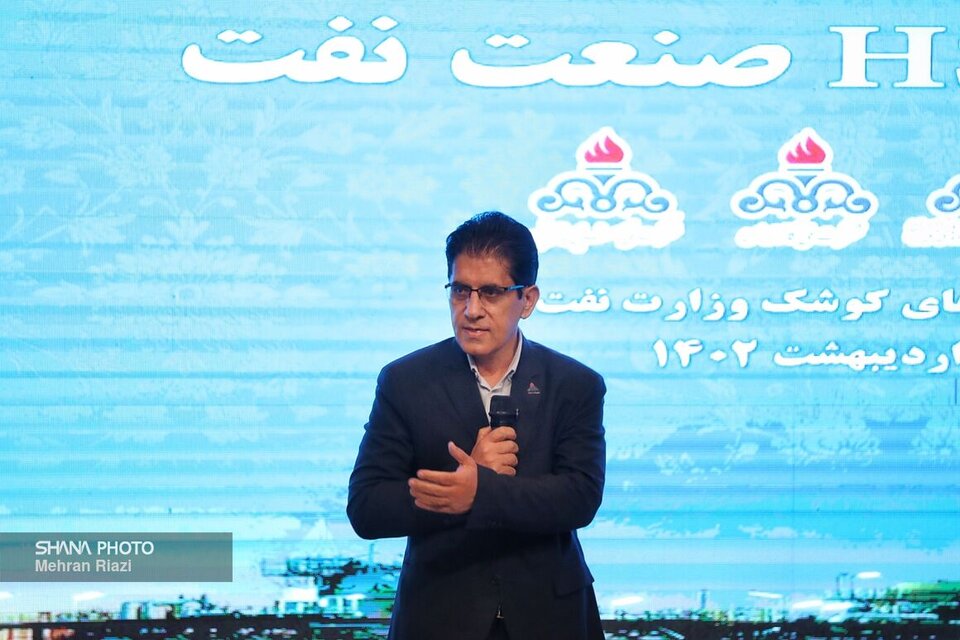 دورخیز پالایشگاه اصفهان برای تبدیل شدن به پتروپالایش برتر منطقه در ۱۴۰۶ دورخیز پالایشگاه اصفهان برای تبدیل شدن به پتروپالایش برتر منطقه در ۱۴۰۶