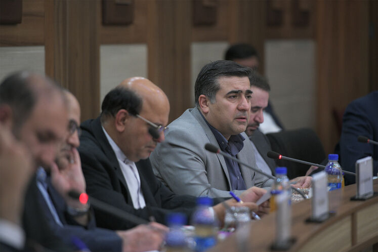 رضا دهقان، معاون امور توسعه و مهندسی شرکت ملی نفت ایران