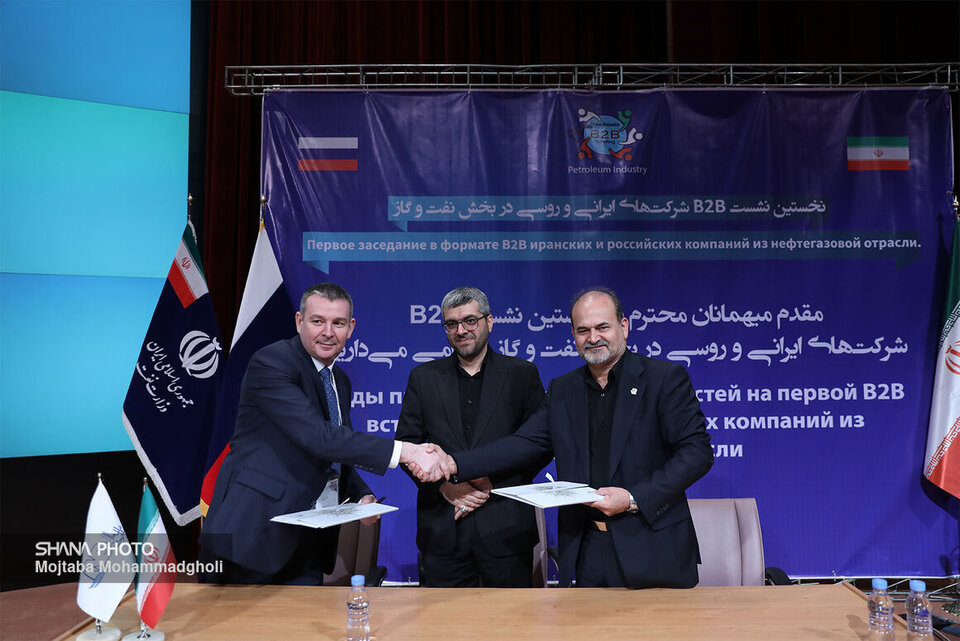 حفاری شمال و تیراختور سرویسز تفاهمنامه همکاری امضا کردند حفاری شمال و تیراختور سرویسز تفاهمنامه همکاری امضا کردند