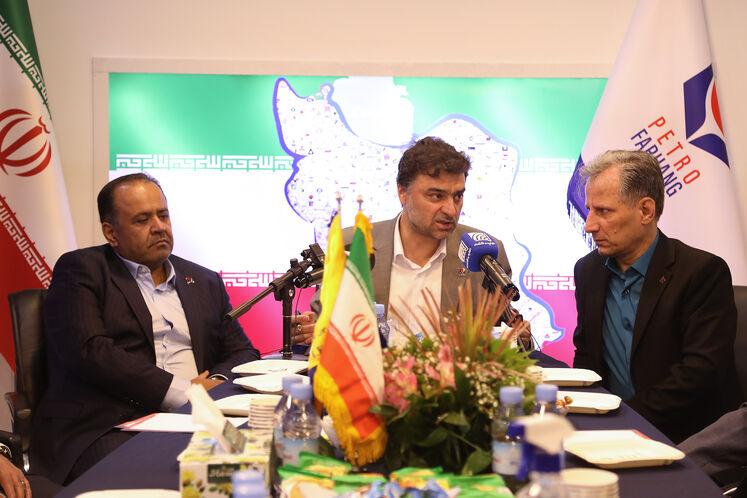 آیین امضای تفاهمنامه همکاری انجمن سازندگان تجهیزات صنعت نفت ایران و هلدینگ پتروفرهنگ