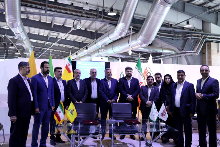 آیین امضای قرارداد شرکت مهندسی و توسعه گاز و فولاداکسین خوزستان 
