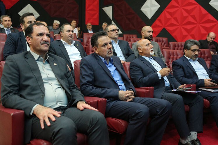 امضای قرارداد همکاری بین شرکت ملی پالایش و پخش فرآوردههای نفتی و شرکتهای دانشبنیان