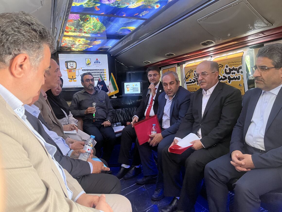 نشست هماندیشی شرکت ملی پخش فرآوردههای نفتی با دانشبنیانها برگزار شد نشست هماندیشی شرکت ملی پخش فرآوردههای نفتی با دانشبنیانها برگزار شد