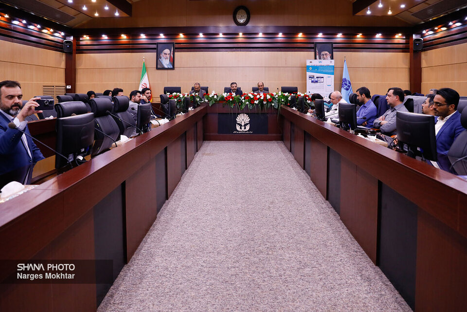 سامانه عرضه و تقاضای وزارت نفت رونمایی شد سامانه عرضه و تقاضای وزارت نفت رونمایی شد