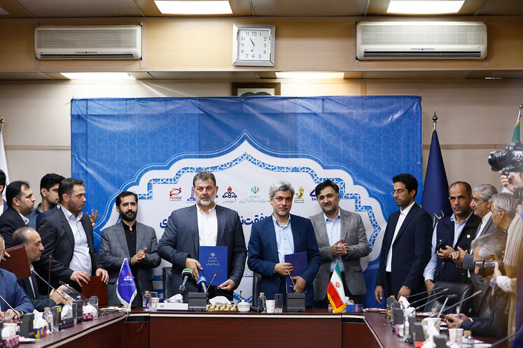 امضای ۱۷۰ قرارداد، تفاهم و توافقنامه در بیستوهفتمین نمایشگاه نفت تهران