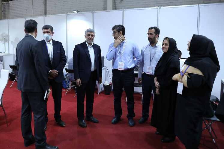 بازدید فرهاد احمدی، مدیرعامل شرکت ملی مهندسی و ساختمان نفت از ستاد خبری