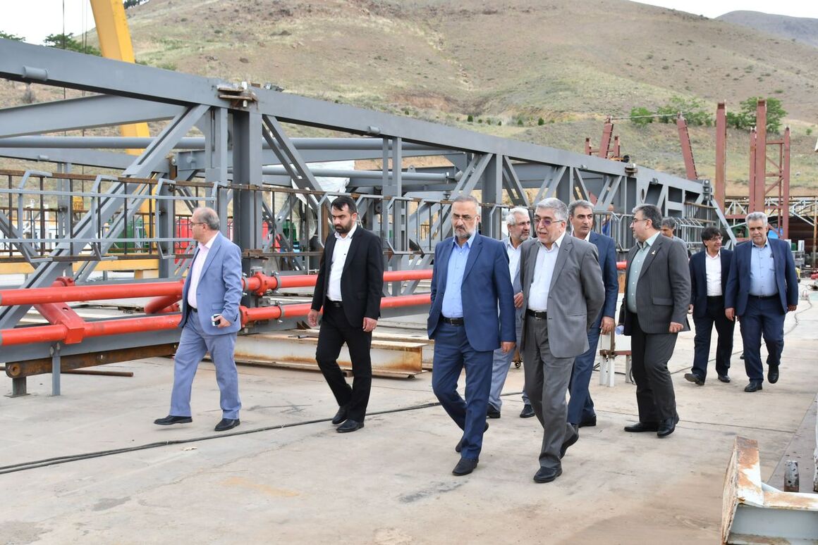 یک دکل سنگین خشکی جدید به ناوگان شرکت ملی حفاری ایران افزوده میشود یک دکل سنگین خشکی جدید به ناوگان شرکت ملی حفاری ایران افزوده میشود