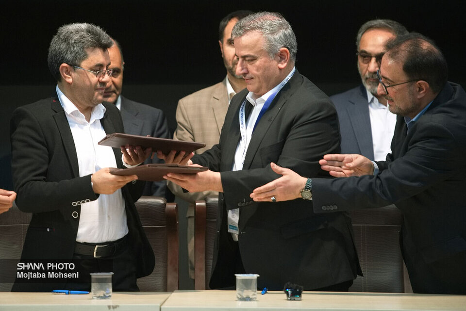 شرکت پژوهش و فناوری پتروشیمی ۶ قرارداد، موافقت‌نامه و تفاهم‌نامه امضا کرد