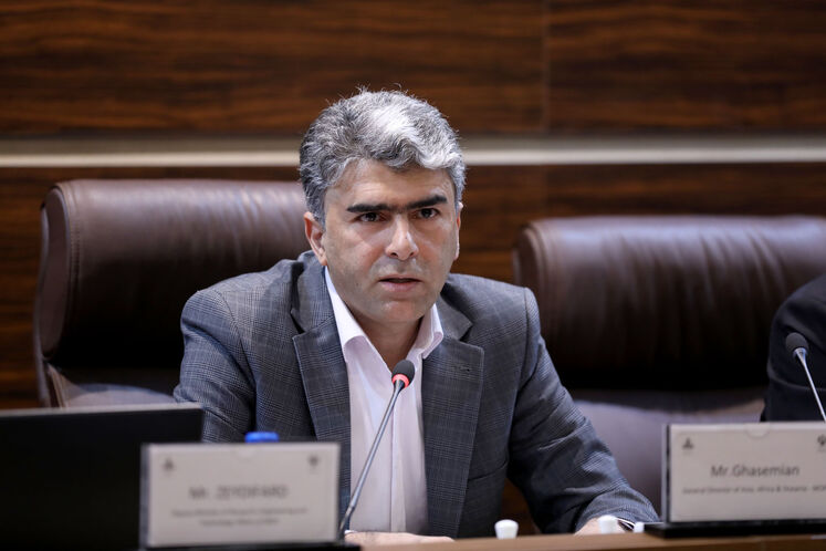 سلیمان قاسمیان، مدیرکل کشورهای آسیا و اقیانوسیه معاونت امور بینالملل و بازرگانی وزارت نفت